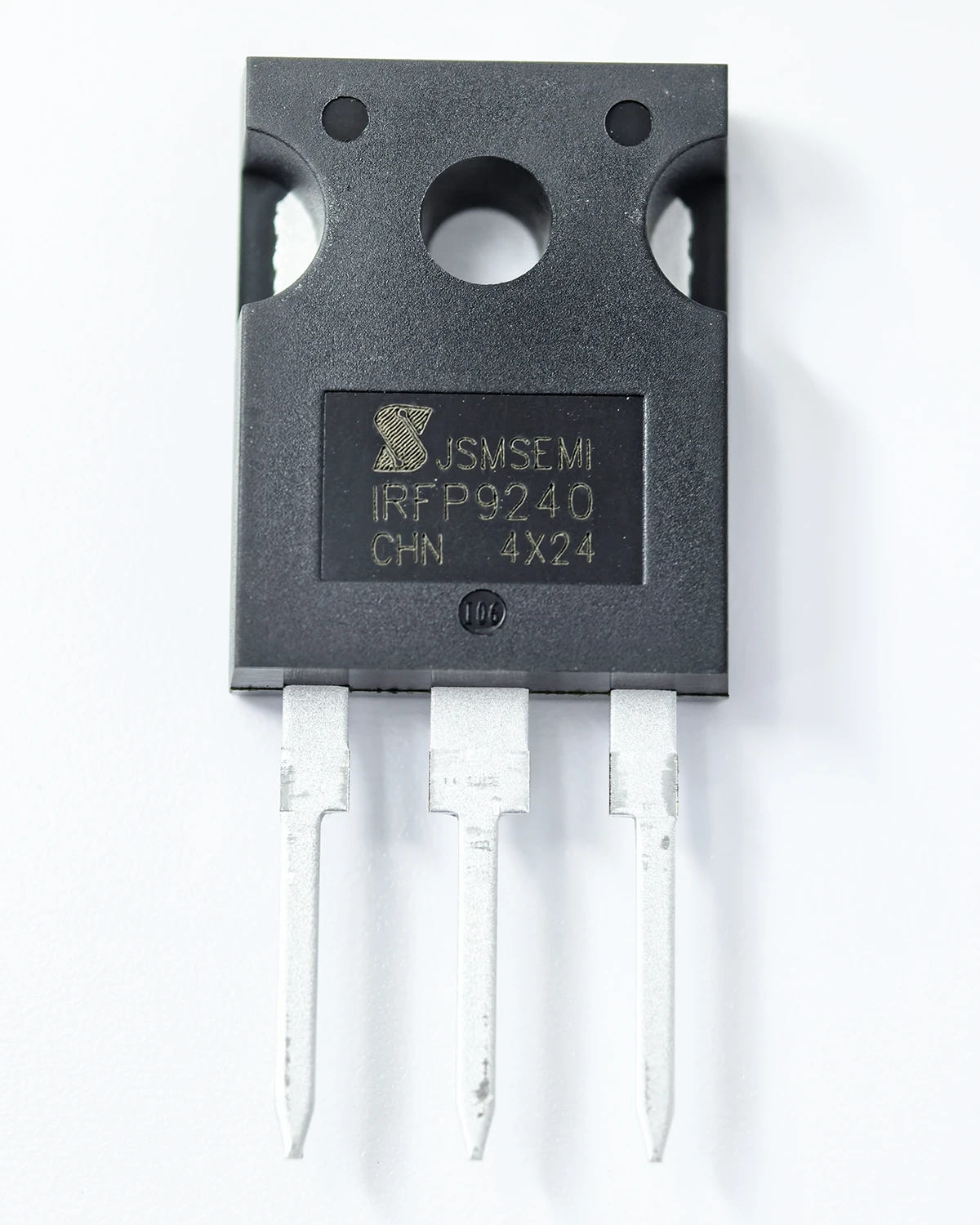 

IRFP9240 IRFP9240PBF PNP IRFP240 IRFP240PBF NPN TO-247 150W 20A 200V Mosfet Transistor For Power Supply