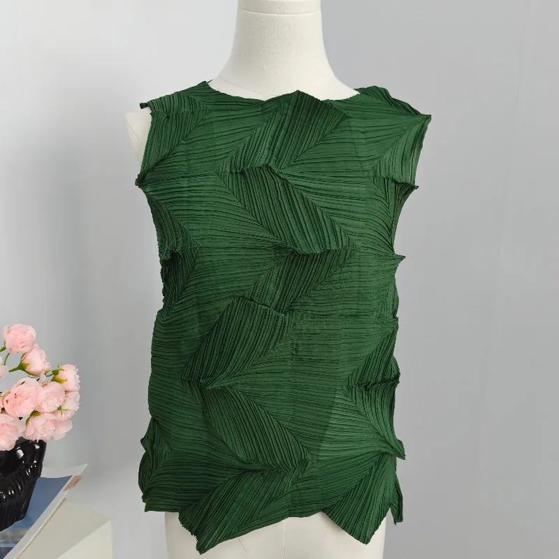 Miyake Pleated T-Shirt Plisse Classic Solid Color Sleeveless Pleats Top 2026 Summer New Loose Casual Personality Fold Vest