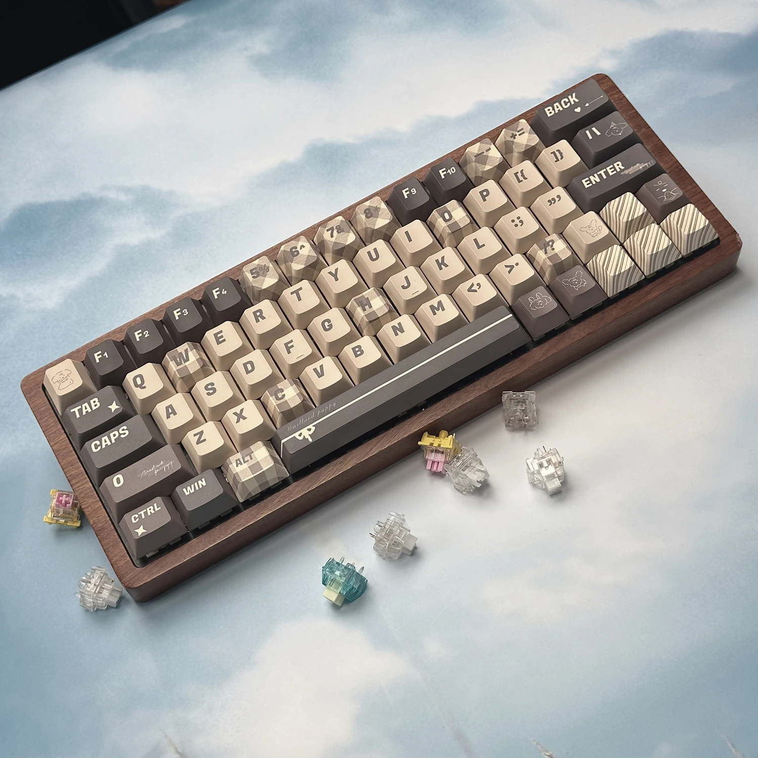 Imagem -05 - Retro Maillard Puppy Theme Keycap Brown Plaid Khaki Teclado Mecânico Full Five-sided Sublimation Keycaps 130 Chaves