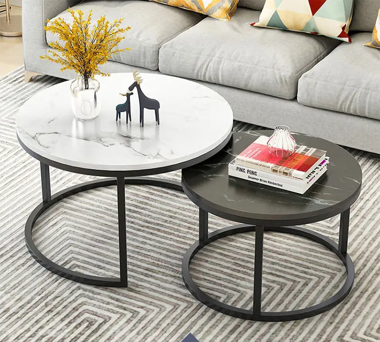 طاولة قهوة حجرية متينة وحديثة صديقة للبيئة باللون الذهبي الفاخر لغرفة المعيشة الصغيرة بتصميم حجري