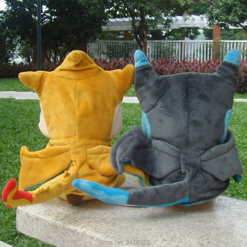 2025 * 1 PCS ~ 4 PCS Estilos Cosplay Pokémon Pelúcia * Mega Brilhante Charizard XY Pikachu Manto Brinquedo de Pelúcia Boneca Macia de Desenho Animado & @!