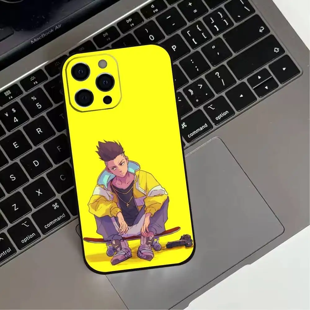 حافظة هاتف Play C-Cyberpunk Game E-Edgerunners لهاتف iPhone 17,16,15,14,13,12,11 Plus، Pro Max، XS، غطاء أسود من السيليكون الناعم