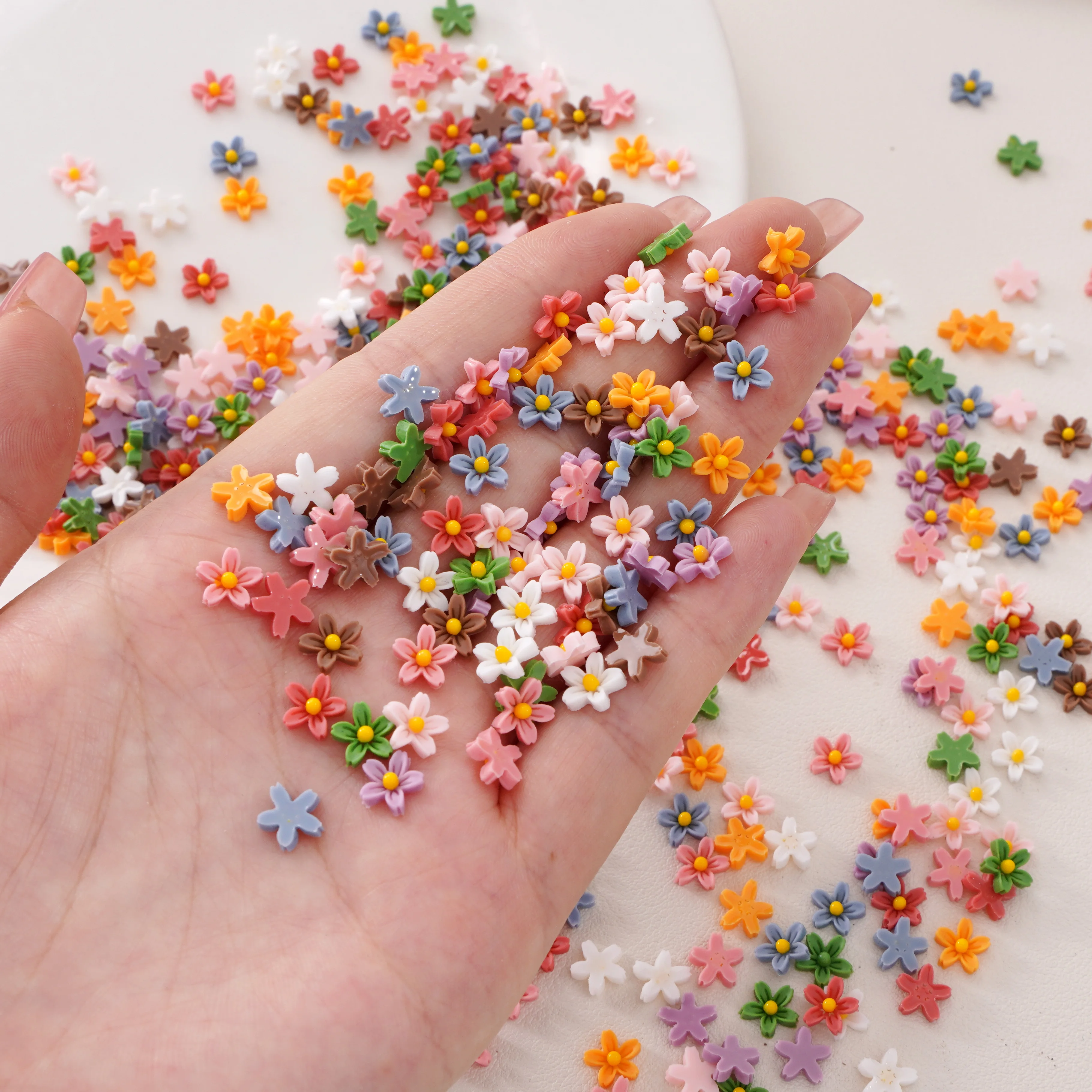 

50pcs 7mm Multi Color Flower Flat Back Spacer Cute Resin Beads For Handmade DIY Charms Hairpin Headwear Jewelry Making Materials