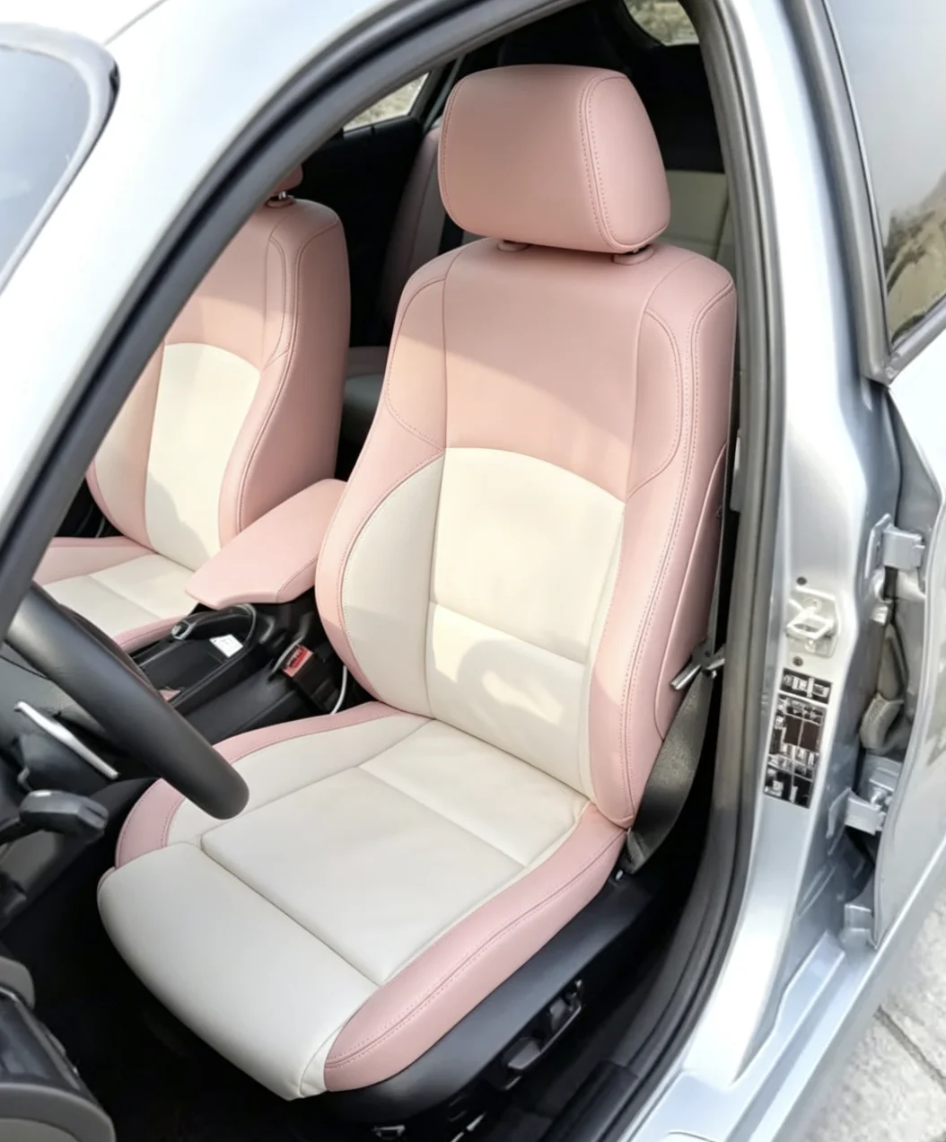 Für BMW E87 2008~2011 Maßgefertigte Autositzbezüge Luxuriöses Nappaleder 100% Passgenau Innenausstattung 360 ° Vollständige Abdeckung – Detail 7