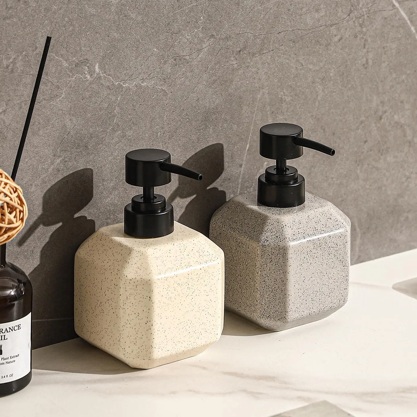 380ml   soap dispenser Ceramic lotion bottle hotel household hand soap shampoo body wash dispensing bottle bathroom press bottle