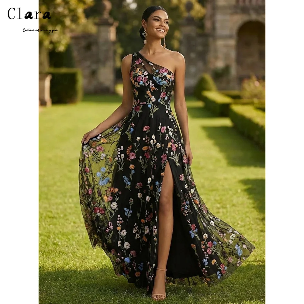 Clara Maßgeschneidertes A-Linien Einschultriges Schwarzes Spitzen-Abendkleid Elegante Damenkleider Lange Partykleider Luxus 2026 Kleid
