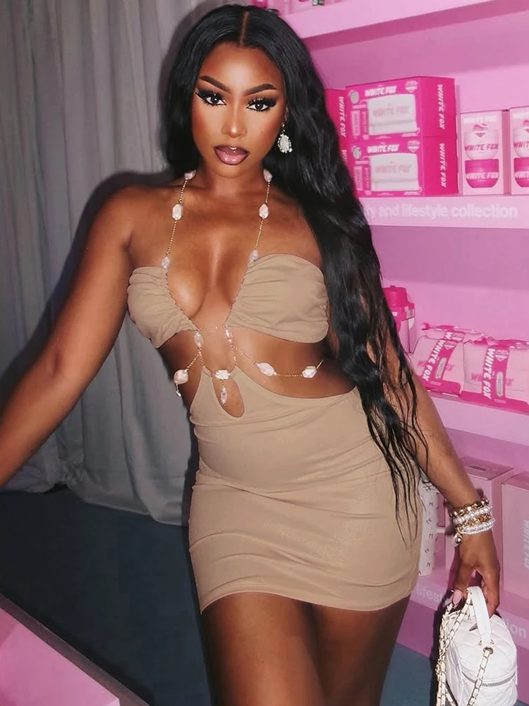 キュートニュー シルクのような背中見せドレス レディース セクシー パールチェーン ホルターネック ウエストレス シック 誕生日パーティー セクシーなピーチヒップ バケーション ボディコン