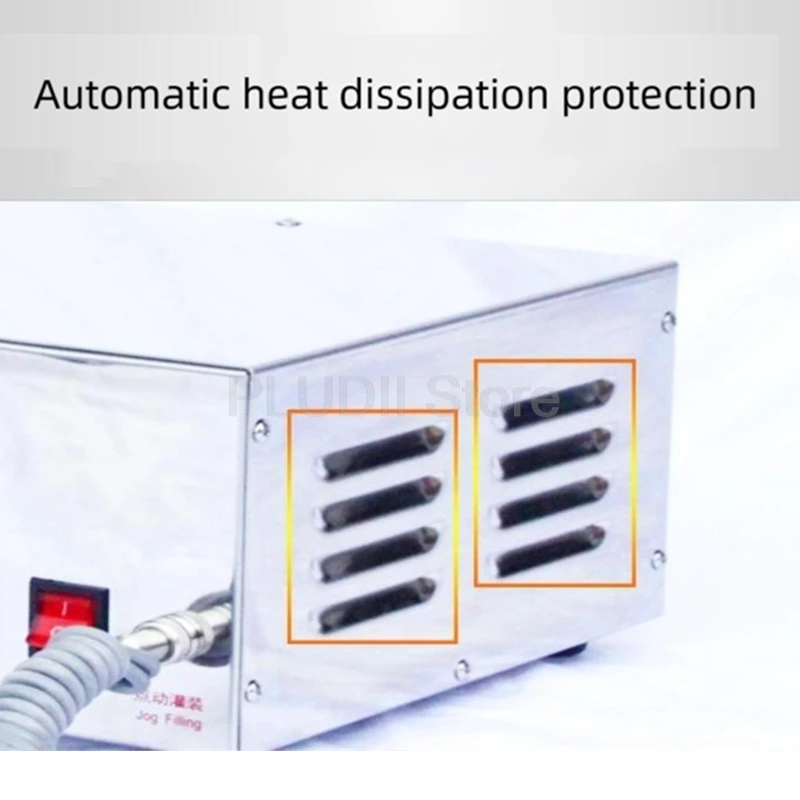 آلة تعبئة السوائل للتحكم الرقمي حشو الزجاجات الصغيرة الكمية الأوتوماتيكية مع شاشة LCD تعمل باللمس وتصميم خالٍ من التنقيط