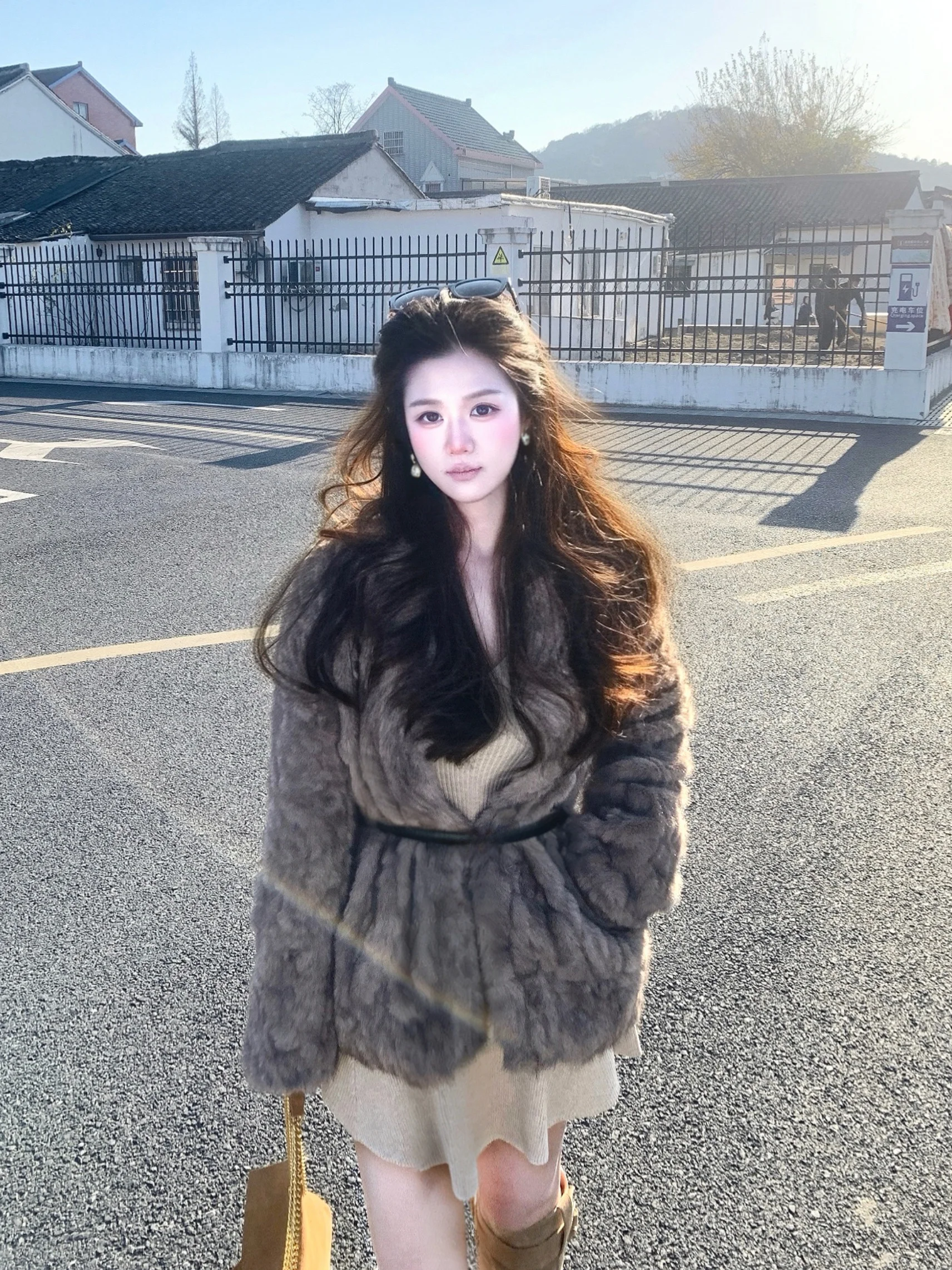 

Женское меховое пальто Ele Pure Color с поясом, экологичное, модное, осенне-зимнее, новинка Wananlili Night Goodbye