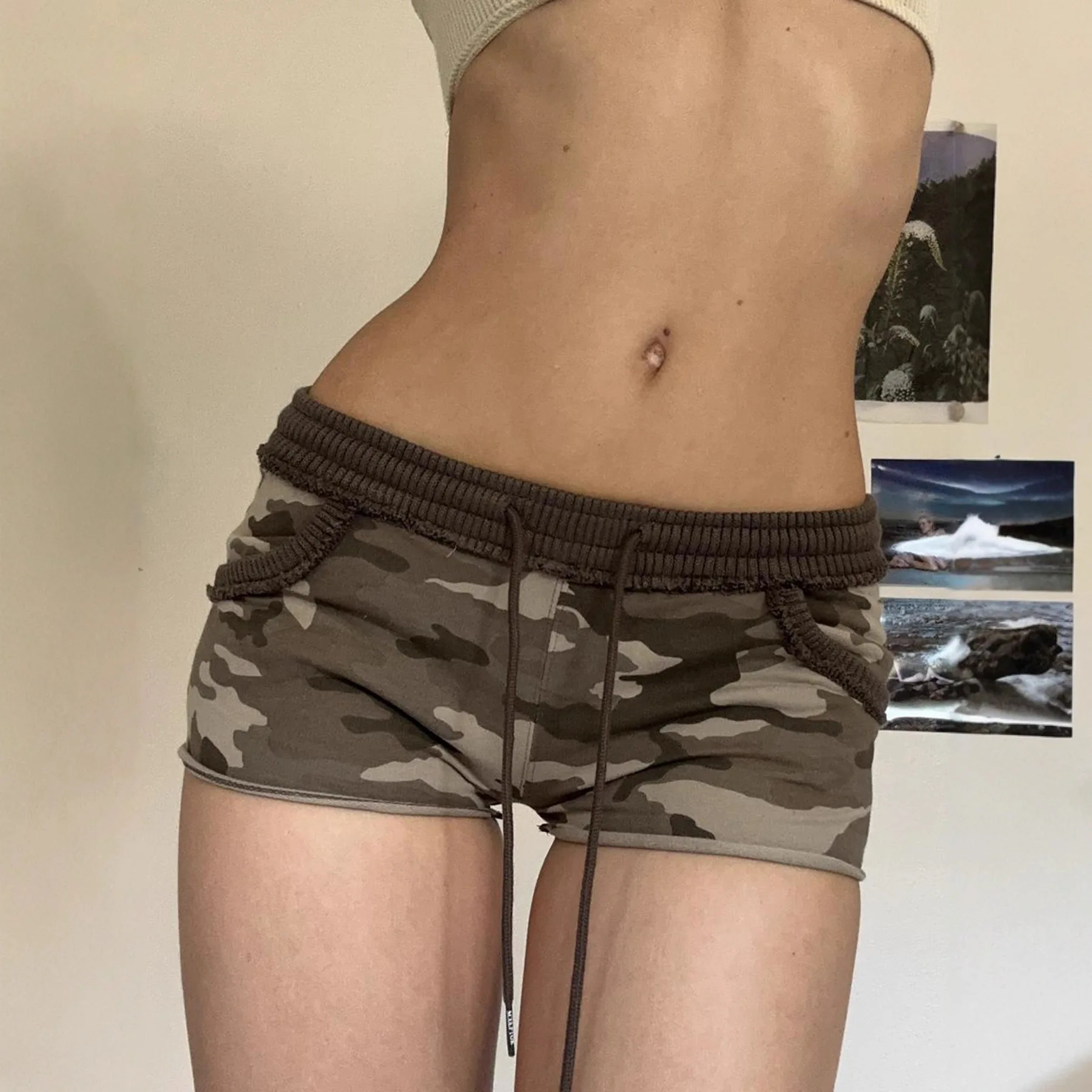 2026年夏新作 レトロ迷彩柄切り替え ローライズ ドローストリングショーツ ストリート系 個性派 Y2K カジュアル ホットパンツ