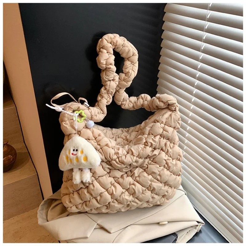 

High-End Women's Hand Bag Made Of Fine Leather Featuring Casual Simple Vintage Design​