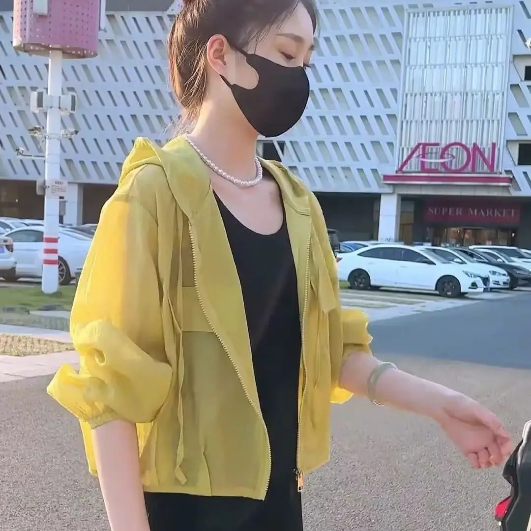 Summer Hooded Thin Sun-protective Clothing 2025 Women Casual Sports Short Jacket Female Loose UV-resistant Cardigan Jacket Top
