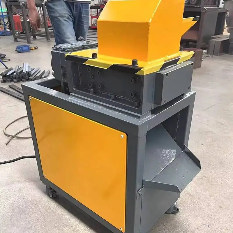 

Cardboard, Tires, Wood, Fabric Shredder Small Dual-axis Multi-functional Powerful Crusher For Bottle Caps, Plastic