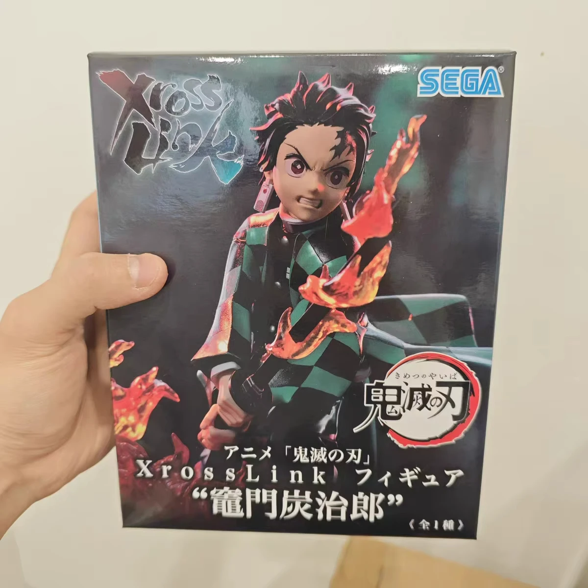 

В наличии: Оригинальные фигурки персонажей аниме Kimetsu no Yaiba («Боевой клич: Истребление демонов») — Камадо Танджиро и Камадо Нэзуко. Модели, игрушки, статуэтки, украшения.