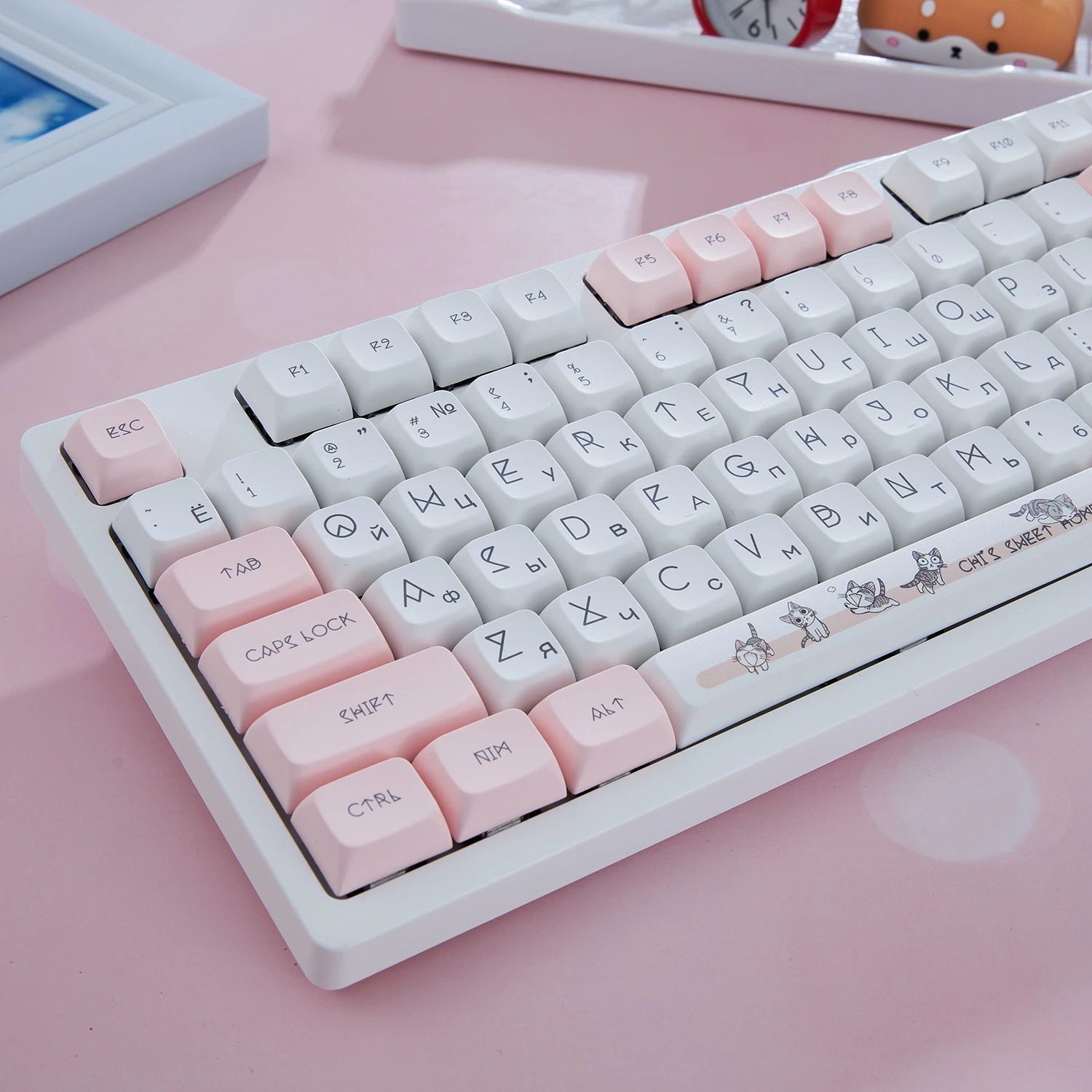 

Cute Mechanical Keyboard Russian LED Backlit 96 Keys Wired Button Portable Gaming Mechanical Keyboard for Laptop Computer Gamer