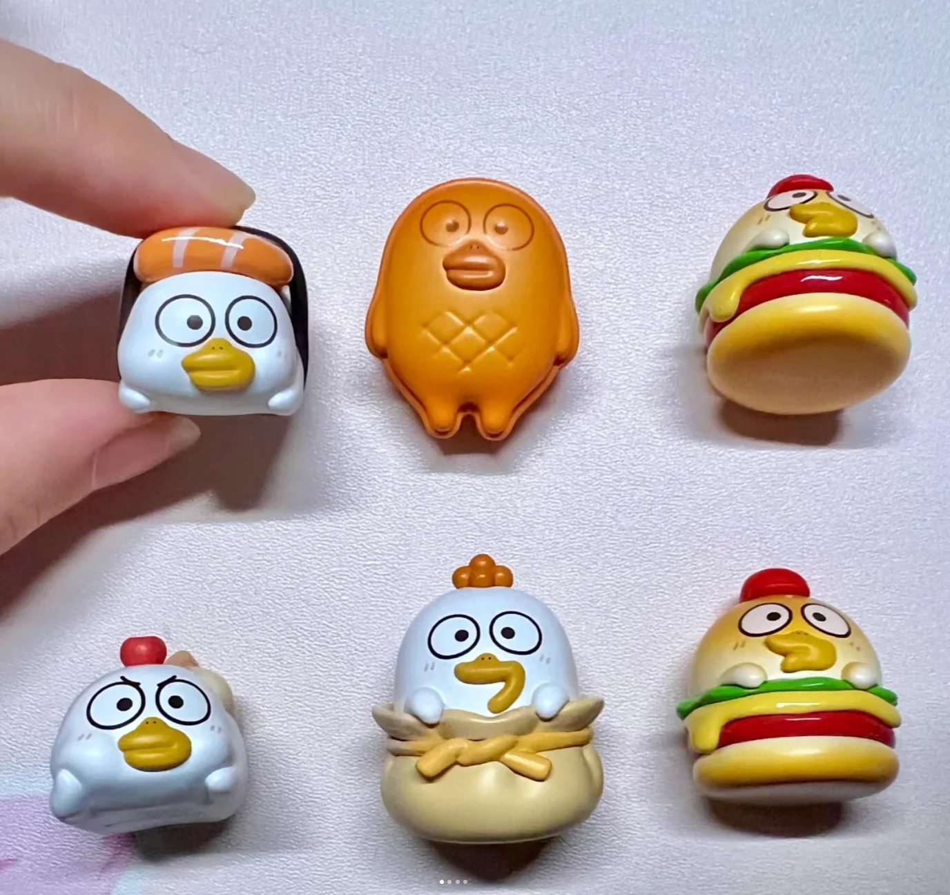 Autêntico novo produto pequeno liu pato lanche loja bonito grão saco cego caixa ornamento artesanal bonito criativo na moda brinquedo festivo