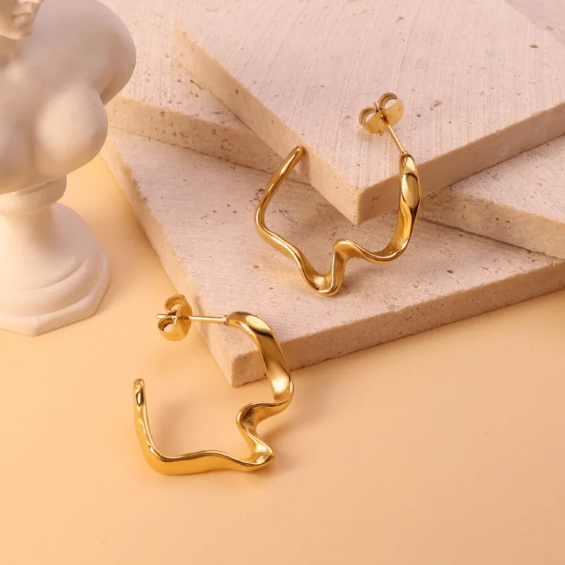 europeu-e-americano-new18kgold-aco-inoxidavel-onda-geometrica-fita-em-forma-de-brincos-redondos-em-forma-de-onda-brincos-de-aco