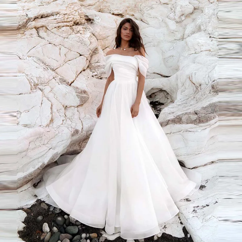 2025New Style Wedding Dress Bride Off-Shoulder Slimming Mori Style Princess Puffy Skirt French Style High-End Elegant Fairy
