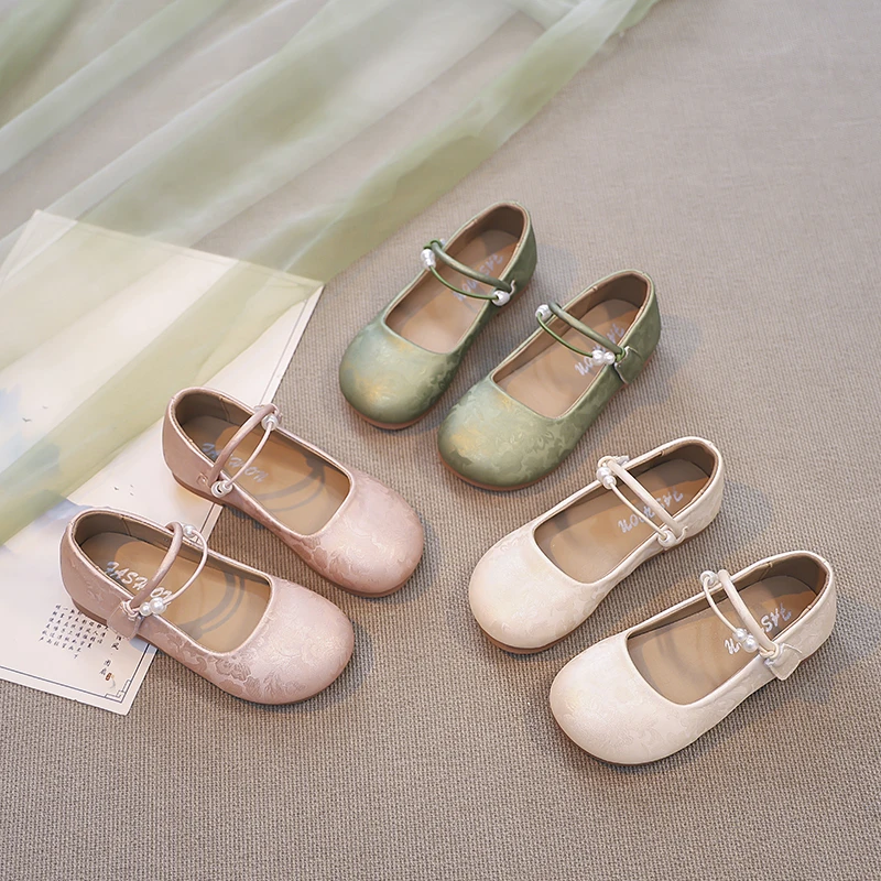 

Кожаные туфли с цветочным принтом для девочек, новинка 2023 года, осенние туфли на плоской подошве в этническом стиле для малышей с мягкой подошвой из бисера, элегантные балетки для девочек