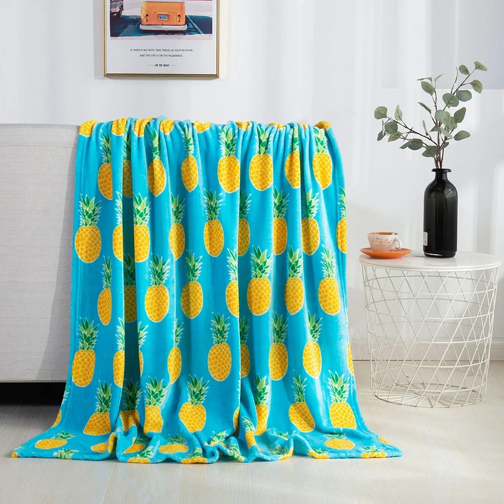 Pineapple Print Blue Blanket Soft Warm Comfort Velvet Touch Ultra Plush Christmas Holiday Printed Throw Blanket Birthday Gifts