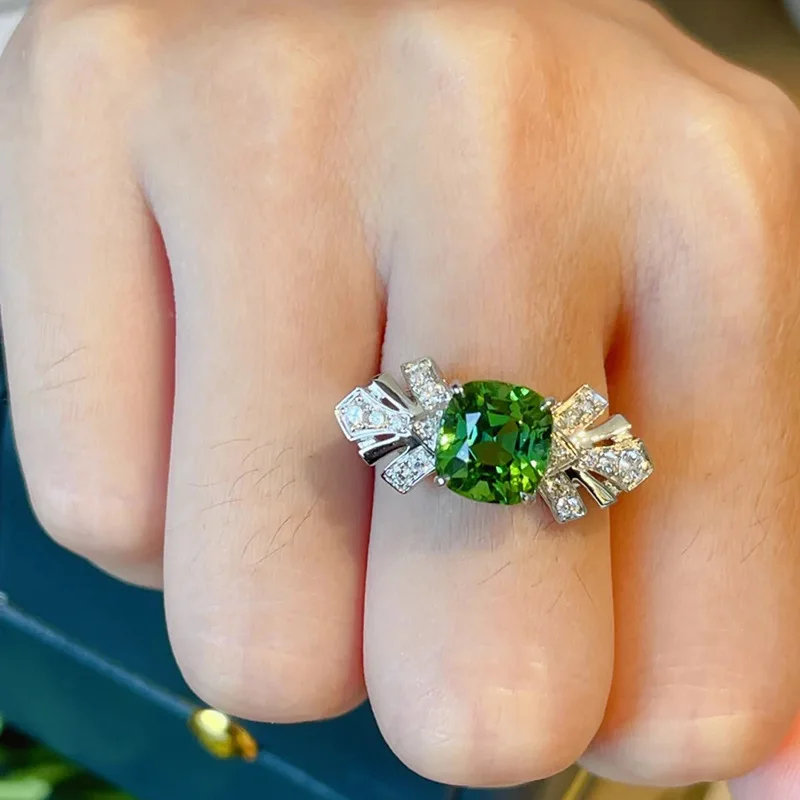 Luxury Real Silver Wedding Rings for Women Cushion cut 3ct Green Simulated Diamond Engagement Ring 925 Pure Silver Fine Jewelry