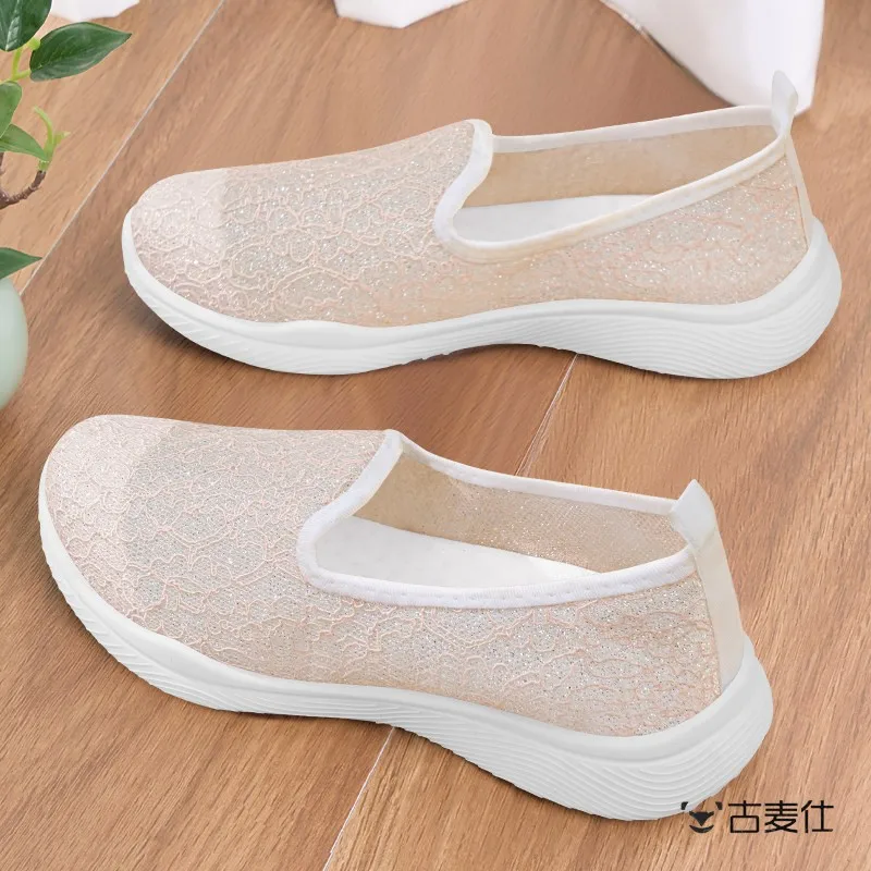 

Beijing Ladies Soft Bottom Cloth Shoes Summer New Style Lace Breathable Comfortable Walking Shoes Middle-Aged And Elderly Sli...