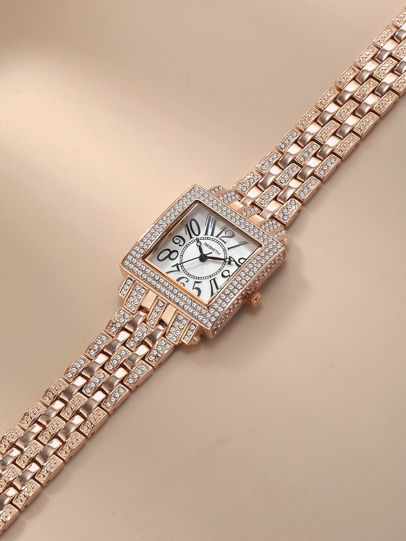 New Casual, Fashionable and Simple Business Watch