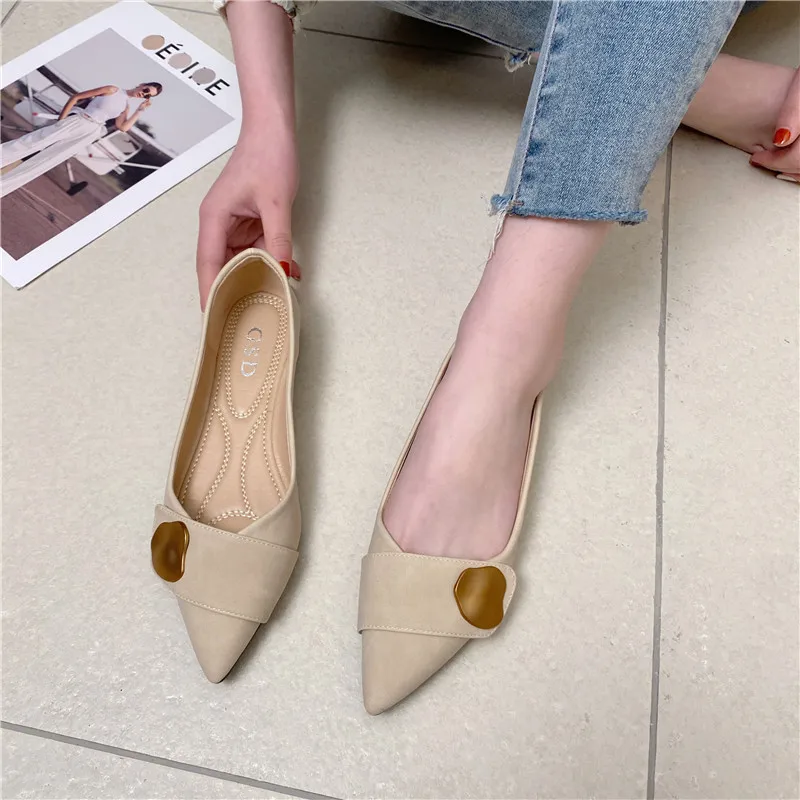 Women Shoes for Summer Solid Color Pointy Toe Soft Leather Slip on All Match Girls\' Shoes Flat Heel 35-41