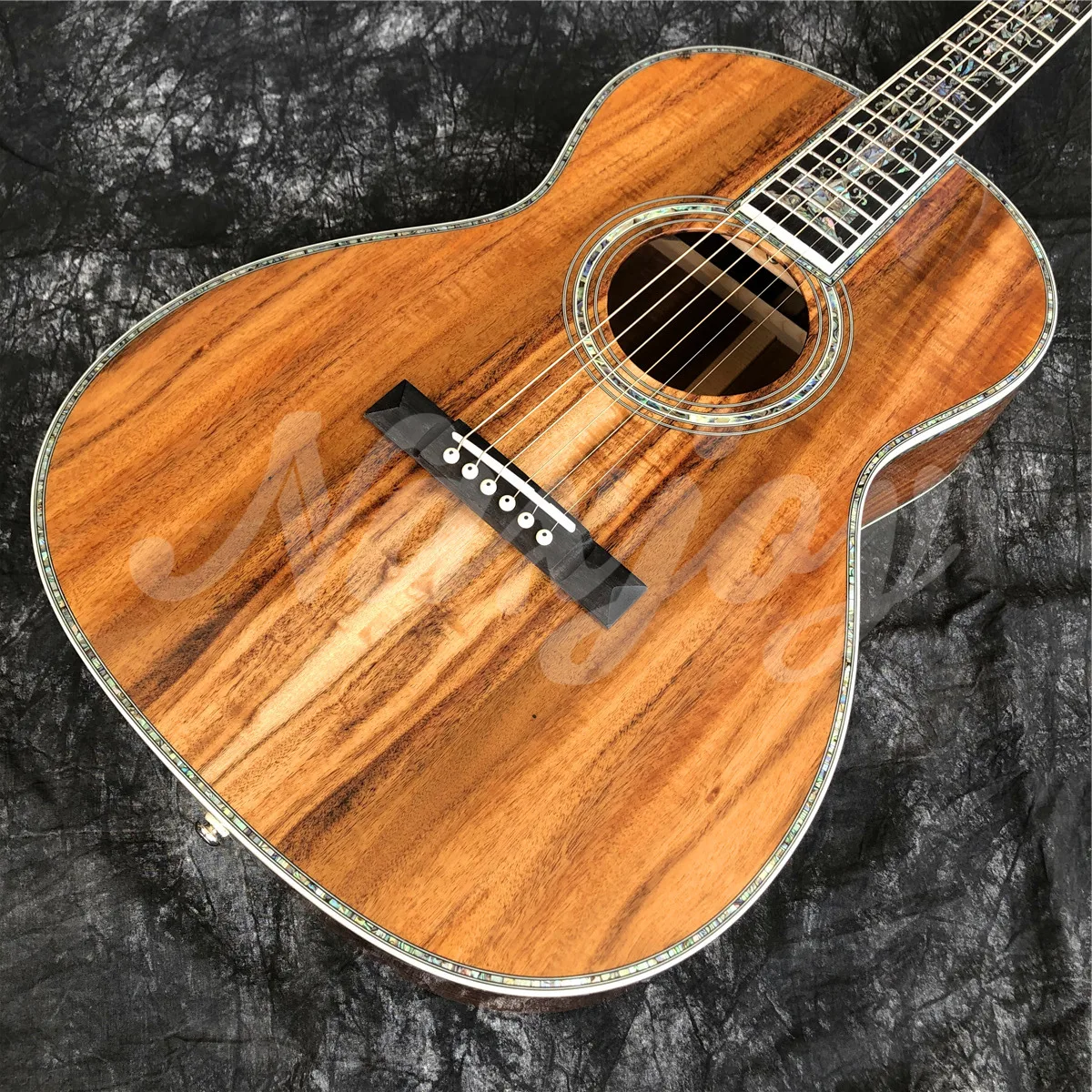 Ganz aus massivem Holz, 39-Zoll-OOO-Typ, KOA-Akustikgitarre, Abalone-Inlays, Griffbrett aus Ebenholz