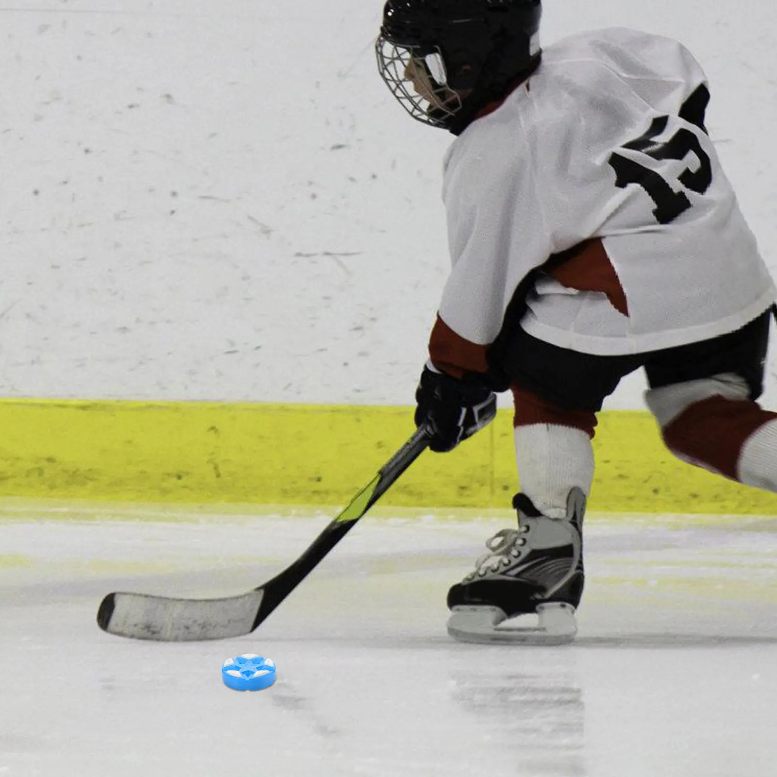 

Хоккейная шайба синего цвета, многофункциональная тренировочная шайба для уличных, домашних и открытых спортивных площадок, для тренировок на полу, подъездных дорожках и катках.