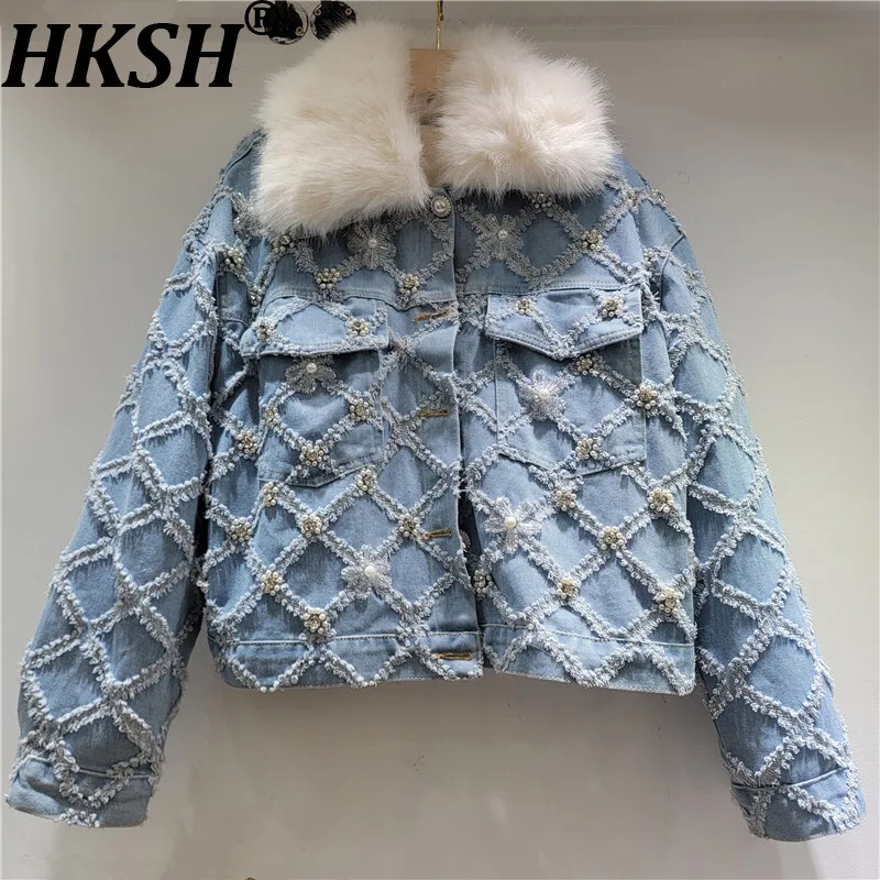 

HKSH 2025 Winter New Women's Warm Jacket Faux Fur Collar Fleece-lined Patchwork Denim Beaded Luxury Tide Thickened Coats HK14413