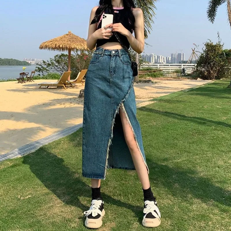 

Irregular Rosy Slit Design Denim Skirt-Walking Comes with Filters for Easy Control, Perfect Combination of Sexy and Fashionable