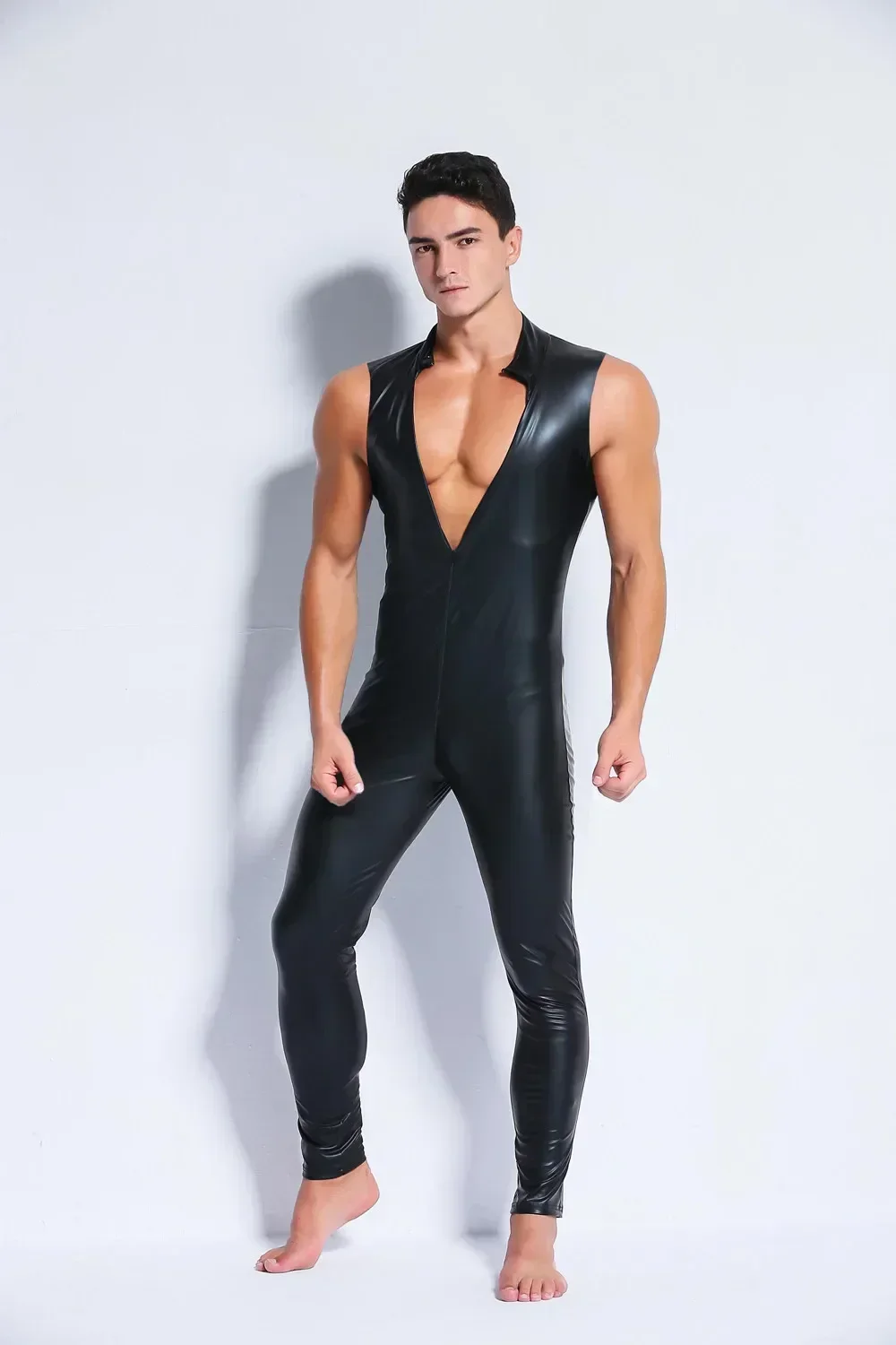 

Мужской латексный обтягивающий комбинезон из ПВХ, сексуальный лакированный кожаный комбинезон с мокрым эффектом, молния спереди, открытая промежность, латексный комбинезон, фетиш-костюм