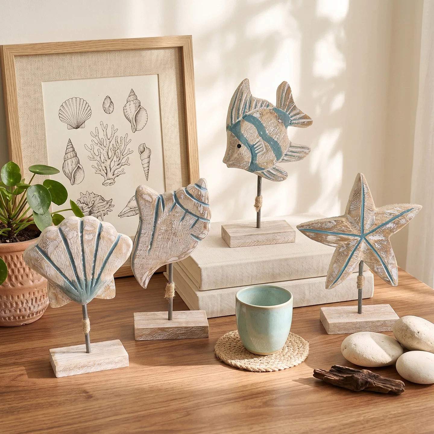 Mediterranean Style Wooden Ocean Figurines Vintage Distressed Starfish Shell Fish Tabletop Statue Coastal Home Desktop Decor