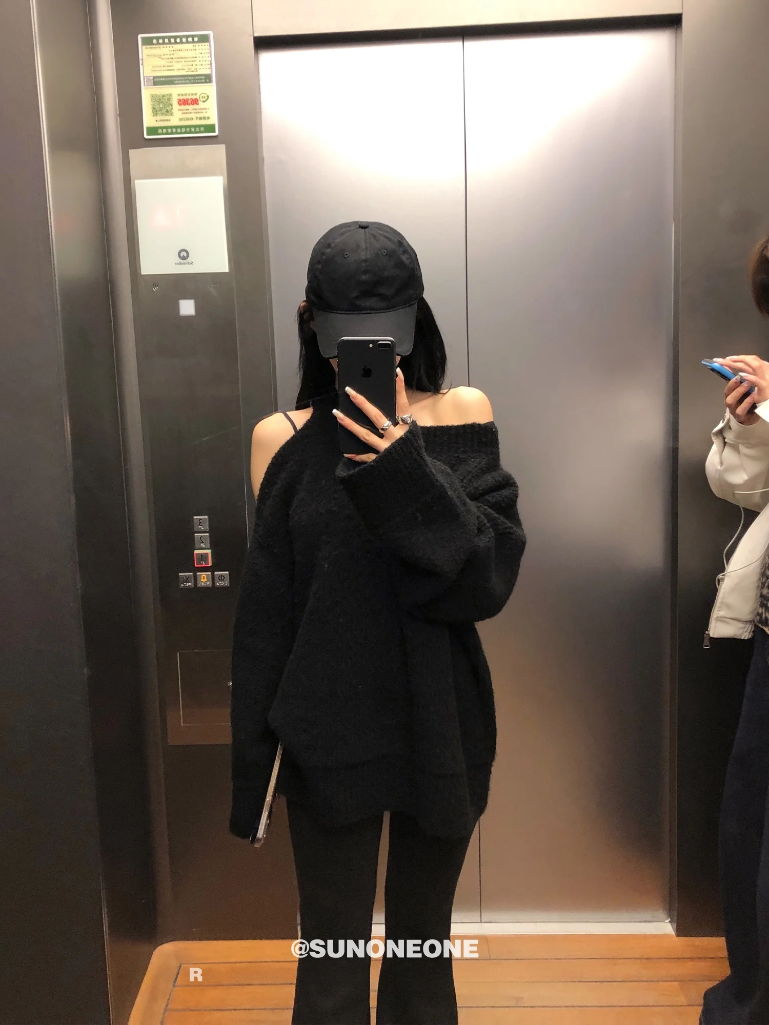 

Bla Knitted oulder Bared Loose Fit Sweater Women's Autumn Winter Casual One oulder Sle Comfortable Knitwear Top