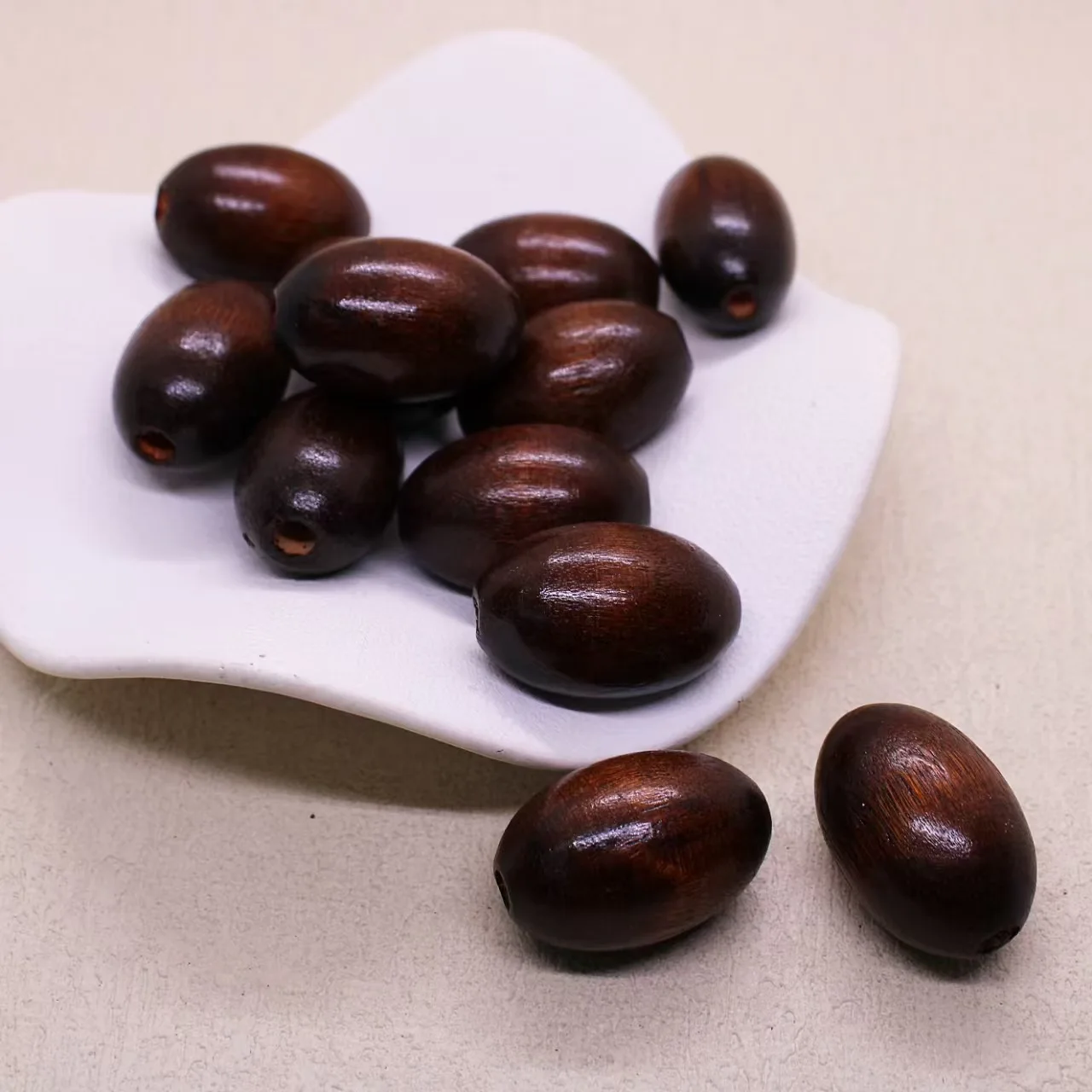 100Pcs/Lot Maroon Wooden Beads DIY Material Accessories Oval High Quality Loose Beads For Bracelet Necklace Making 30*20mm