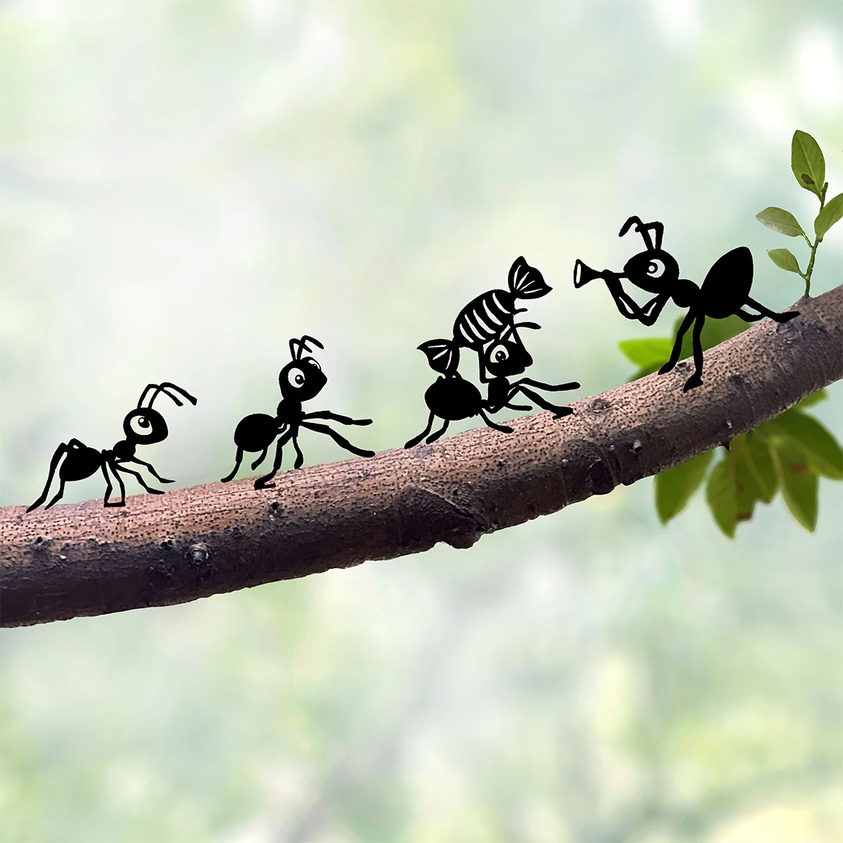 4Pc Iron Garden Decorative Stakes, Black Metal Ant Silhouette Garden Decor, Iron Art Decoration, Outdoor Branch Decorations, Suitable for Gardens, Yard Fences, Windows, Trees, Elegant Lawns and Patios, Fence Decoration, Yard Decoration.