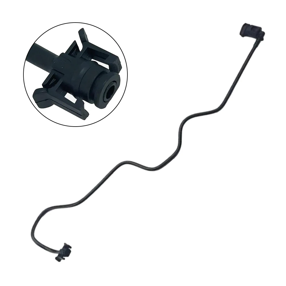 

Car Hose Coolant Reservoir Hose Black Plastic Reservoir Hose Easy Installation OE Replacement Plastic Material Practical Use