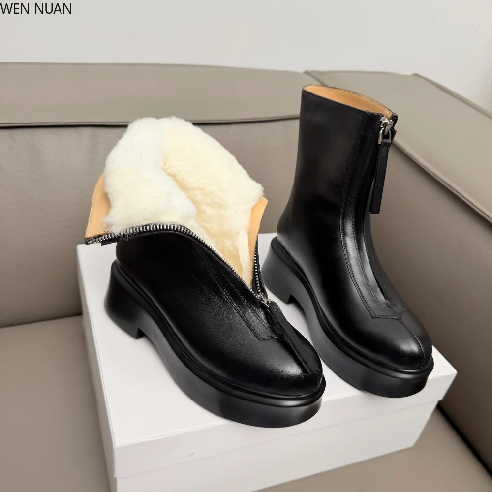Thick-fur-lined platform short boots for women in autumn and winter. New style. Genuine leather. Front zipper. Short boot.