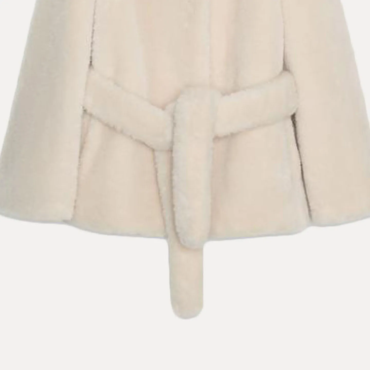 معطف فايونابل بتأثير الفرو الصناعي مع حزام Z للسيدات جديد 2025 طويل Sve فضفاض مناسب للتنقل بدون قبعة متضمنة #3