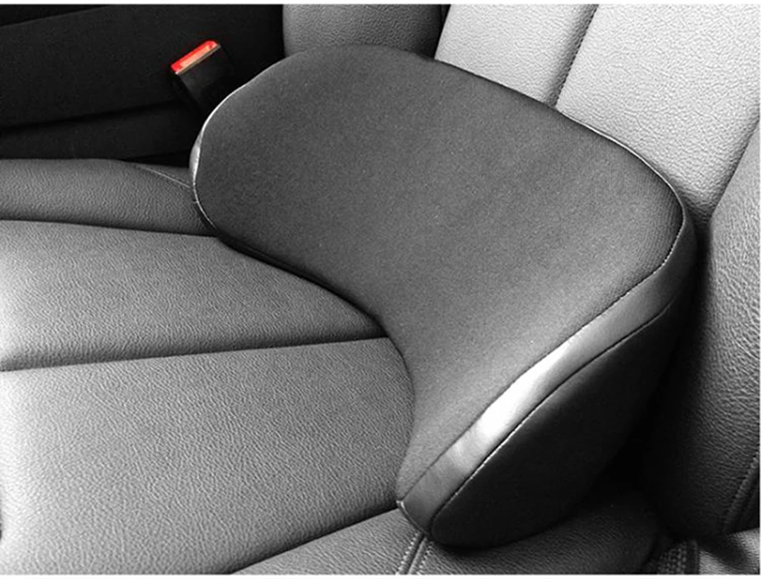 

Internal lumbar support cushion for car backrest