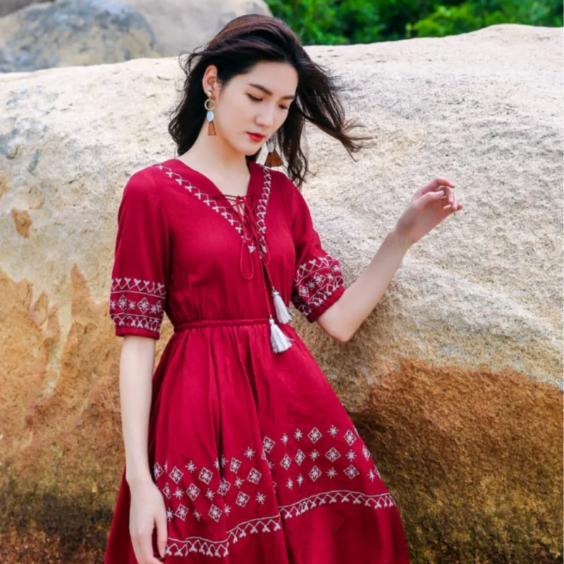 Retro Ethnic Embroidery Dress Spring and Summer Bohemian Seaside Holiday Slim Looking Beach Skirt Female F242