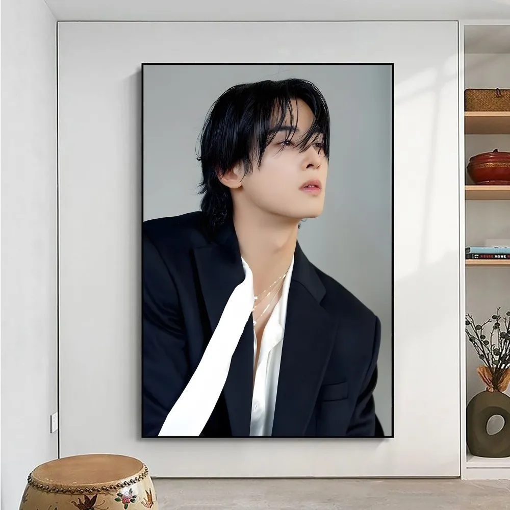 Korea Actor Cha Eun Woo Poster Posters Kraft Paper Vintage Poster Wall Art Painting Study Aesthetic Art Small Size Wall Stickers