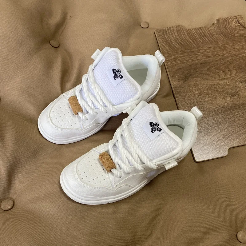 White Loafers Couple Style Small White Shoes Large Size Men's Simple Casual Shoes Breathable Trendy Shoes Versatile Men's Sneakers