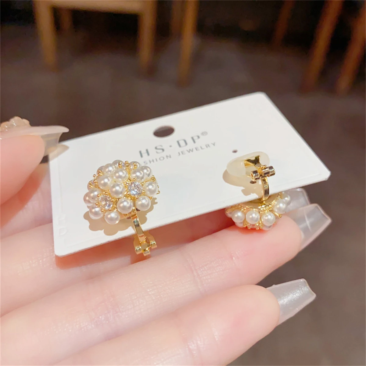 WAKA Luxury Pearl Cluster Earrings for Women Elegant Round Studs With Crystals Fashion Jewelry Party Accessories Statement Gift