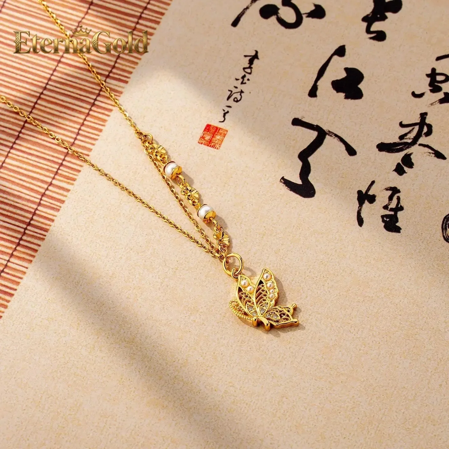 

EternaGold Simple fashion 24K real gold Butterfly Pearl pendant necklace Feminine 999 pure gold light luxury luxury flower clavi