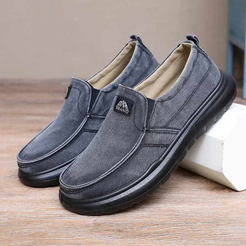 

Men's Breathable Old Beijing Cloth Slip On Loafers Shoes Soft Sole Flats Driving Shoes Men Stylish Casual Footwear