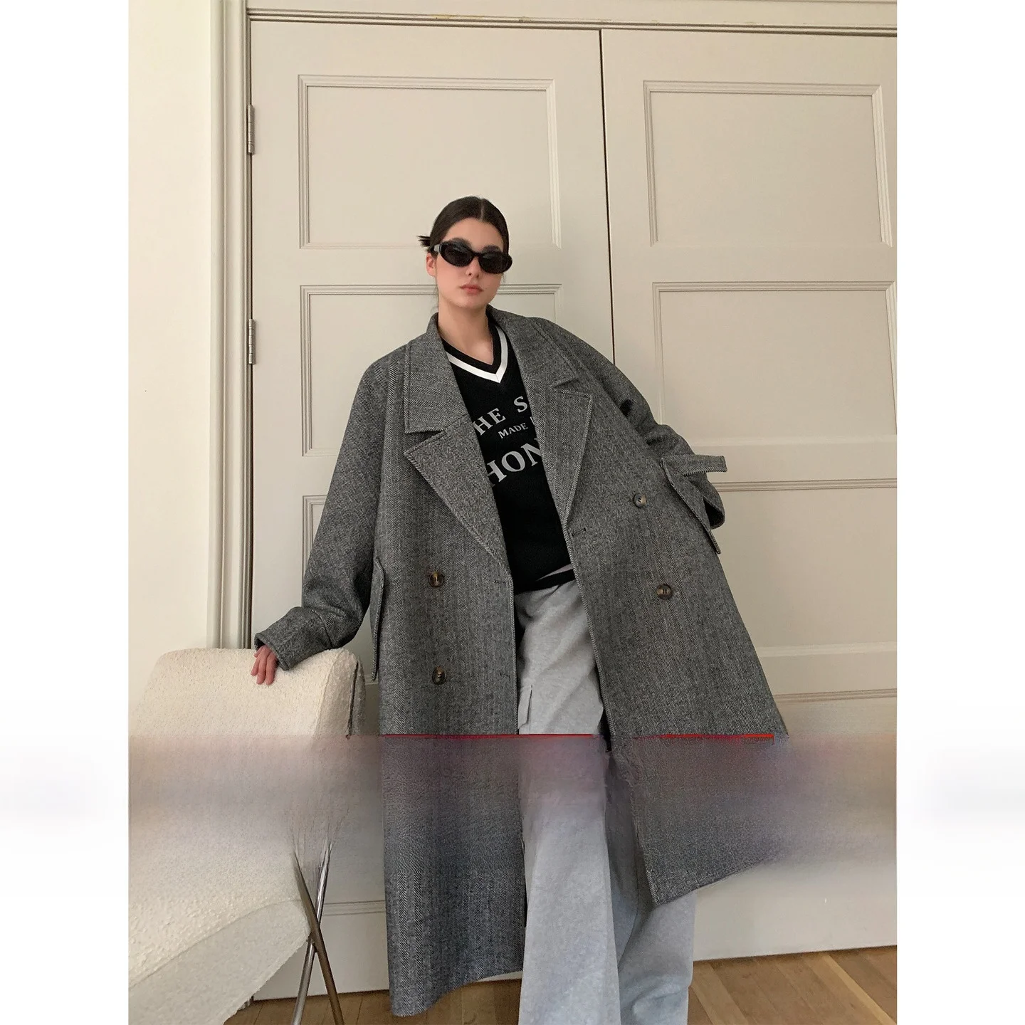 

Двустороннее шерстяное пальто eGuYue: Зимний силуэт, шерстяной дизайн, коллекция Vancouver Winter, женская премиум-модель