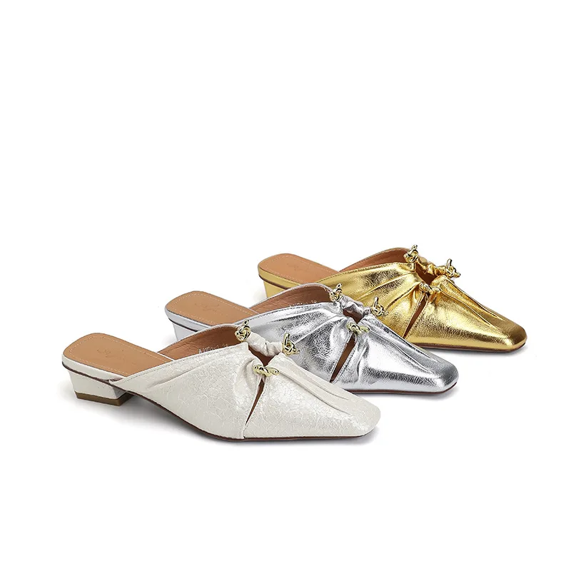 Small niche design Baotou thick heel slippers for women's new style oblique square head triangular buckle hollow pleat external