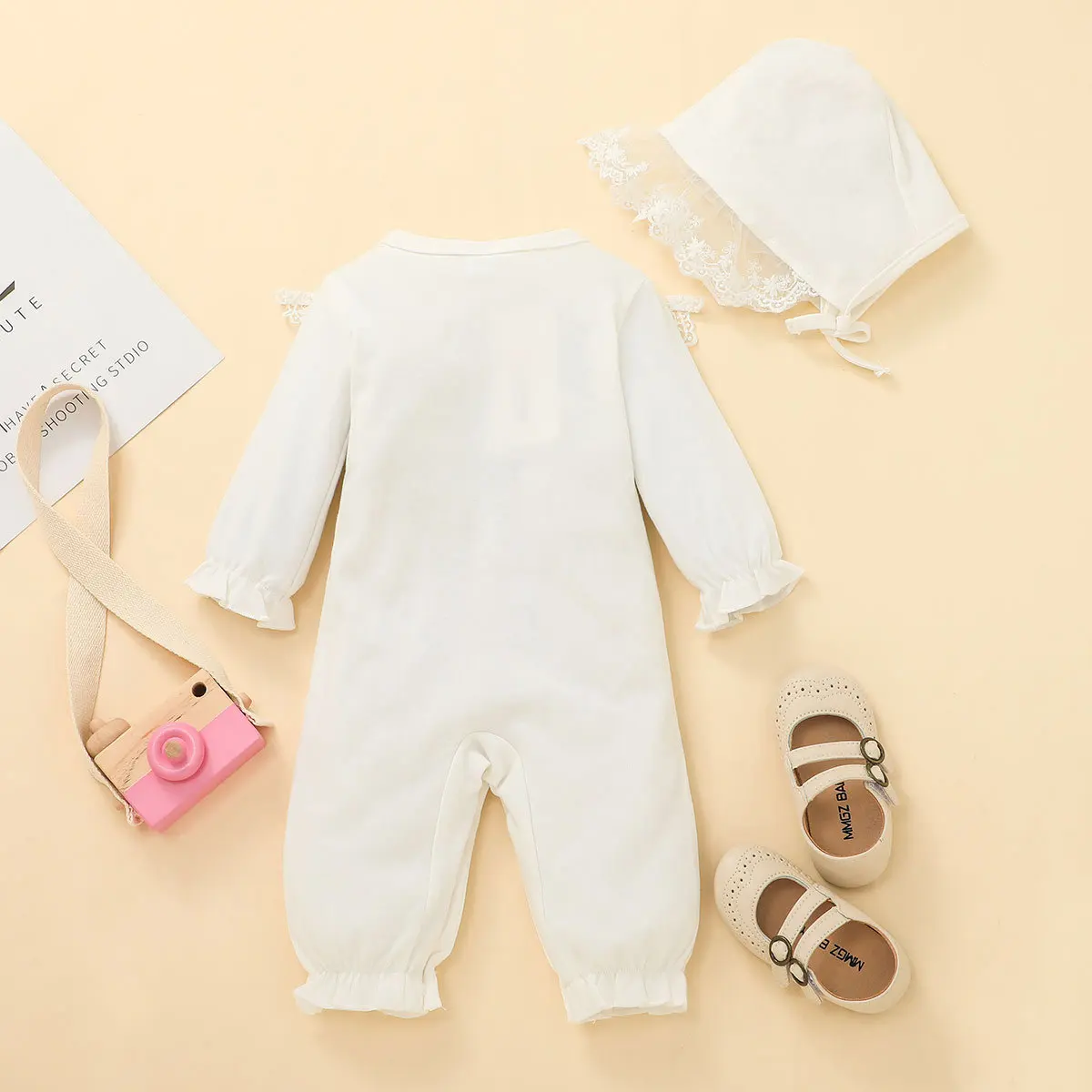 Laura Kors New Summer Infant Newborn Boys Romper Long Sleeve O Neck Lace White Hat White Baby Rompers Clothes Outfits 0-2T